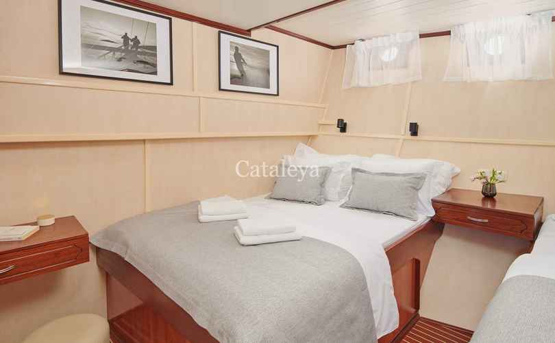 Photo Cataleya (Ex Vjeko) (2009)