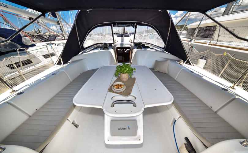 Cyclades 50.5