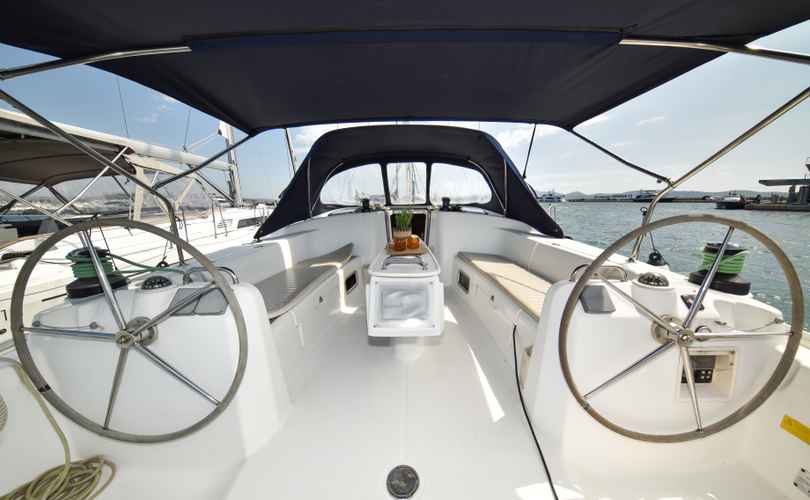 Cyclades 50.5
