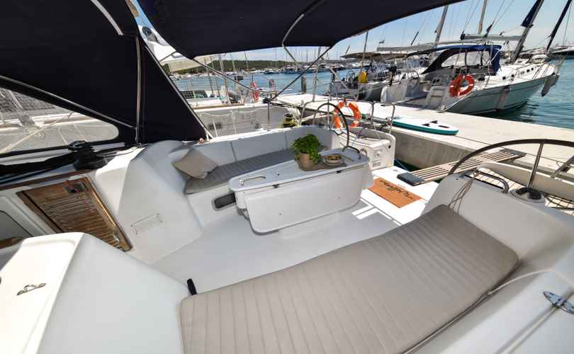 Cyclades 50.5