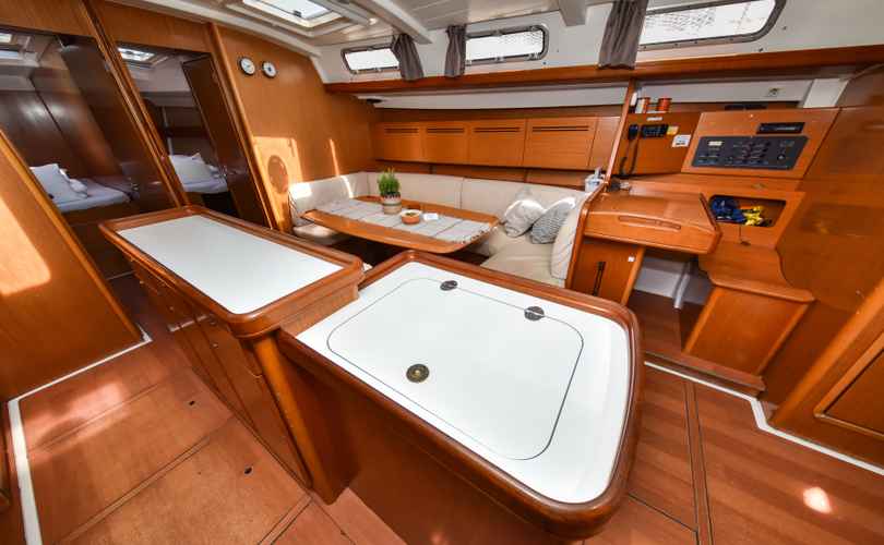Cyclades 50.5