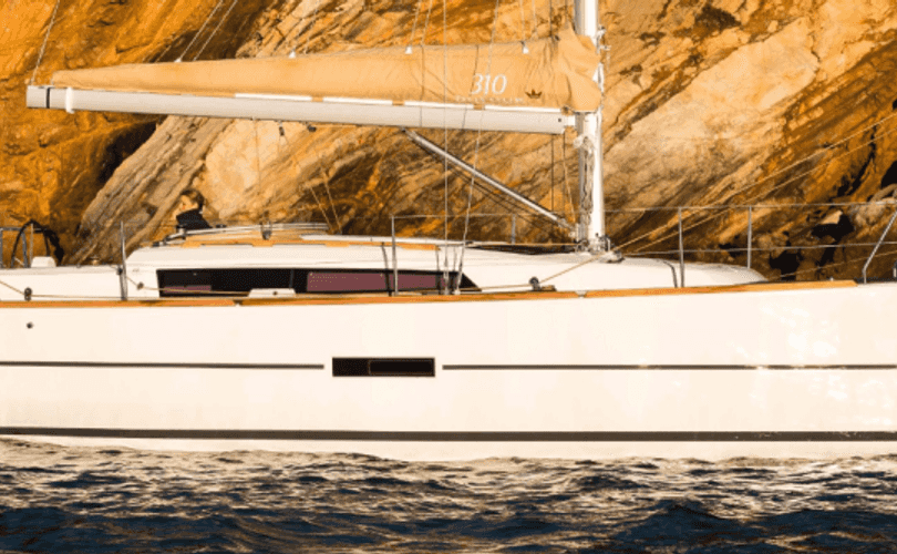 Dufour 310 Grand Large