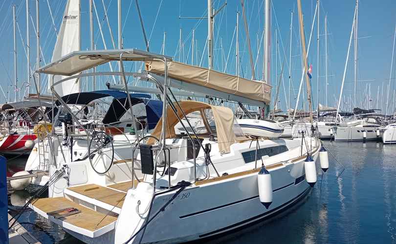 Dufour 350 Grand Large
