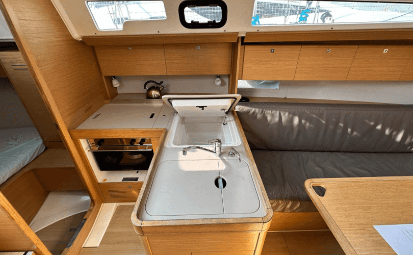 Dufour 360 Grand Large