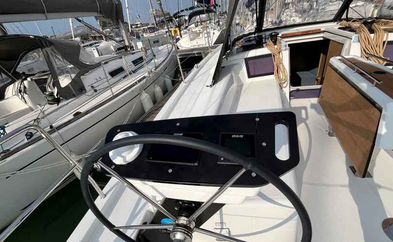 Dufour 37