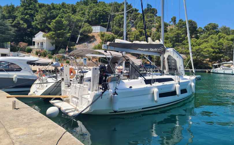 Dufour 37