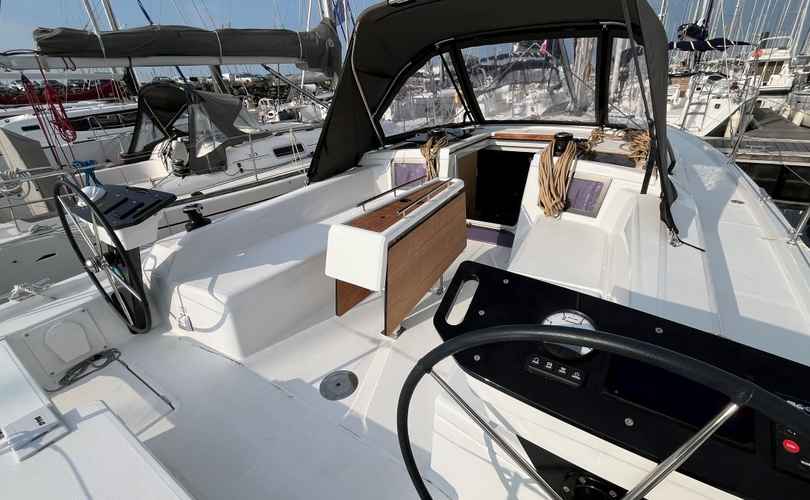 Dufour 37