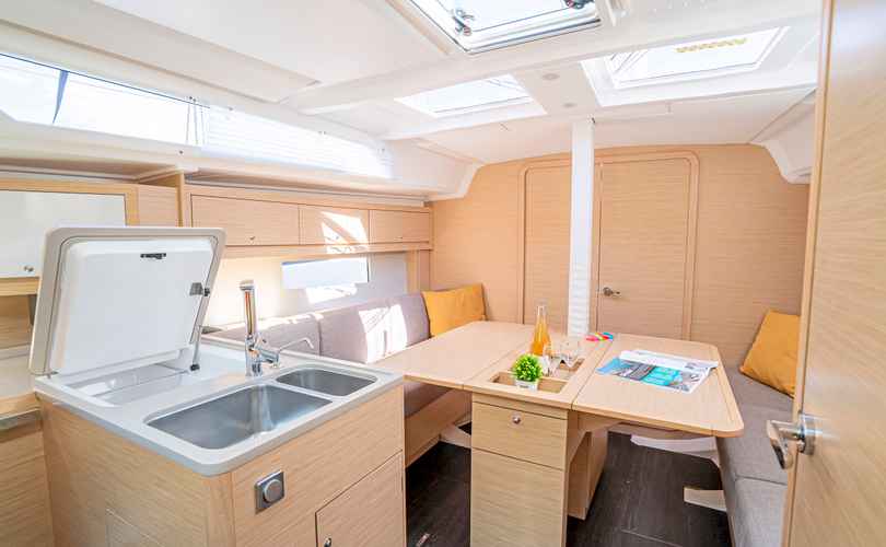Dufour 37