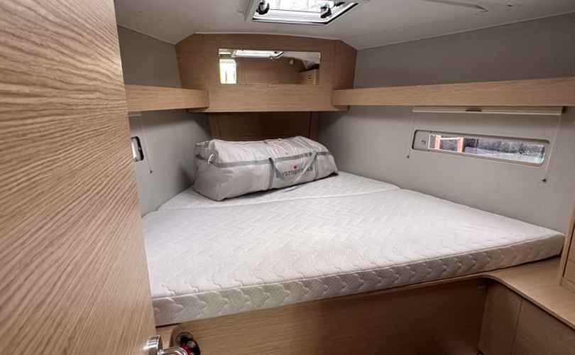 Dufour 390 Grand Large