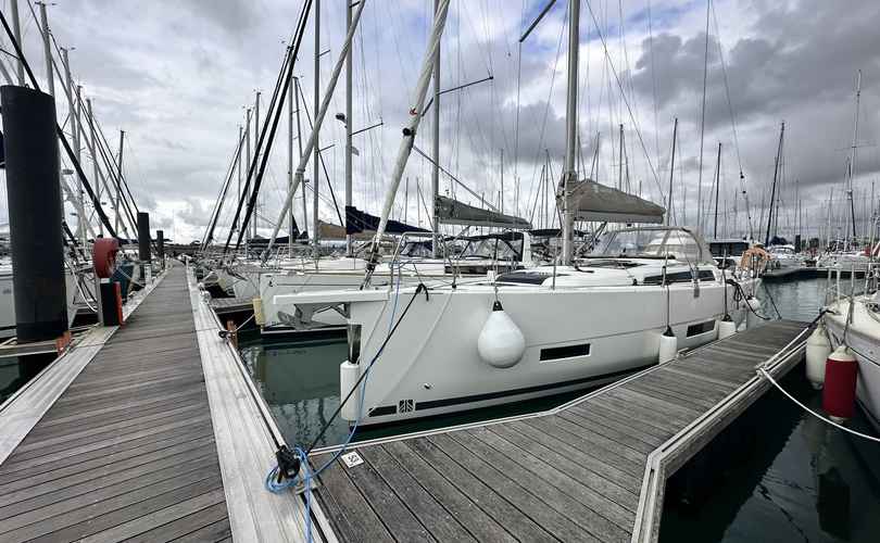 Dufour 390 Grand Large