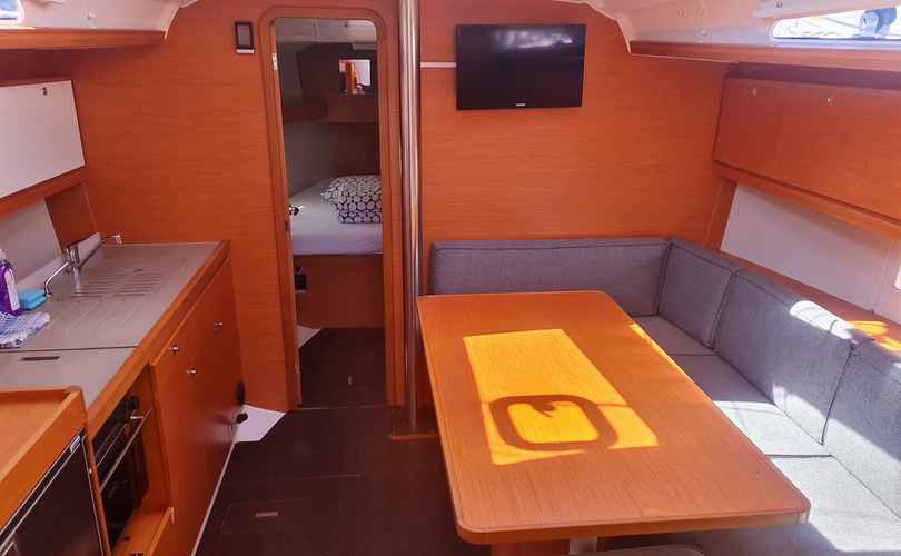 Dufour 390 Grand Large