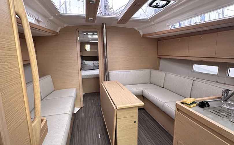 Dufour 390 Grand Large