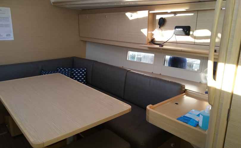 Dufour 390 Grand Large