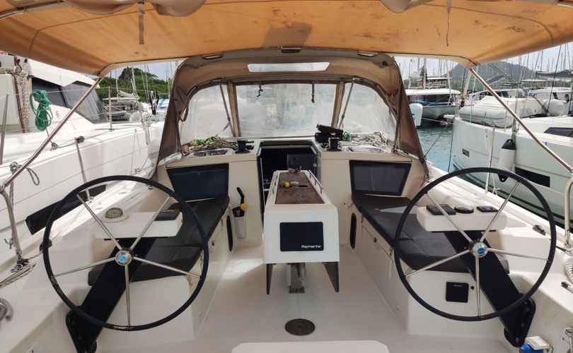 Dufour 390 Grand Large