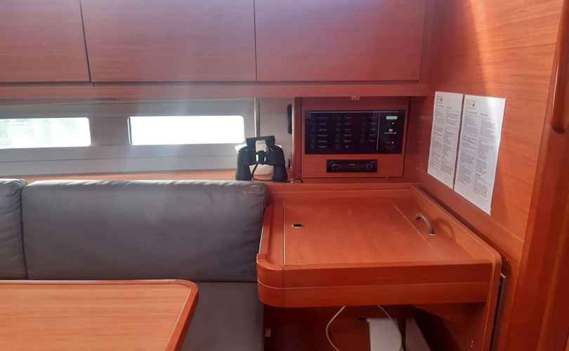 Dufour 390 Grand Large