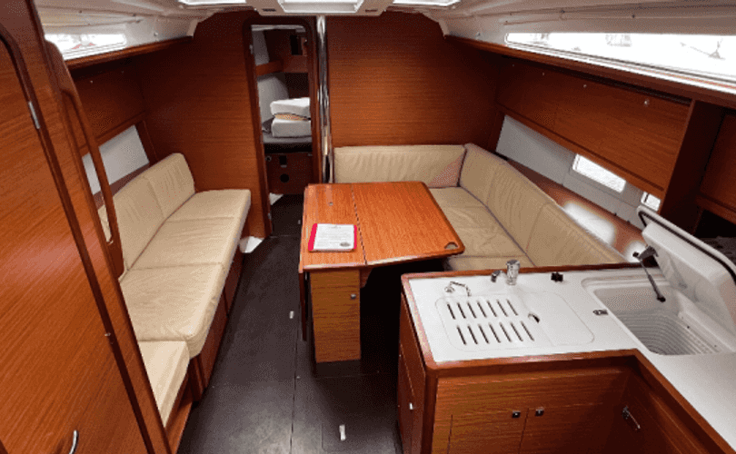 Dufour 390 Grand Large