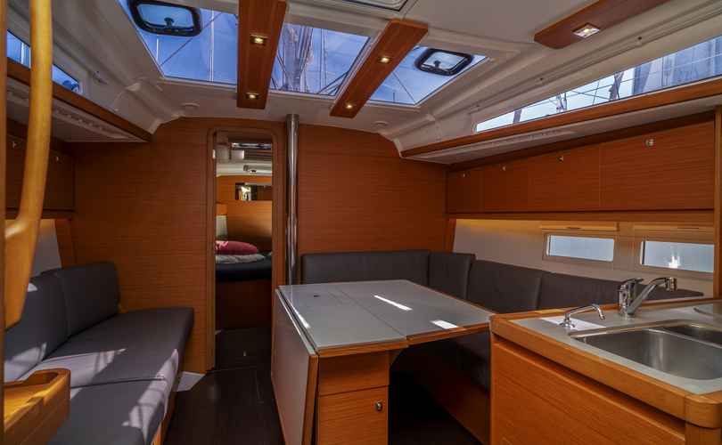 Dufour 390 Grand Large