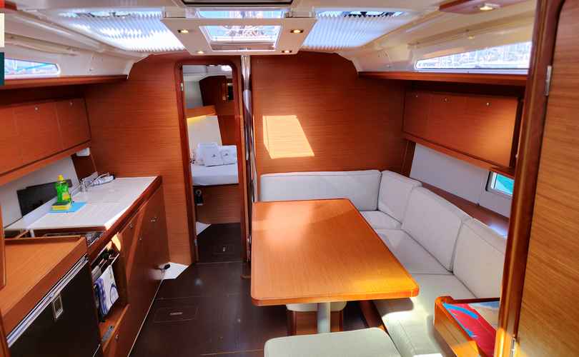 Dufour 390 Grand Large