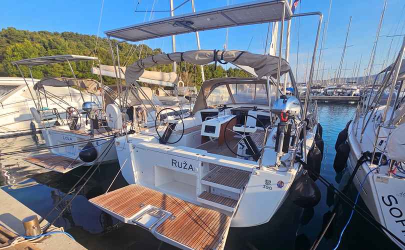 Photo Dufour 390 Grand Large (2020)