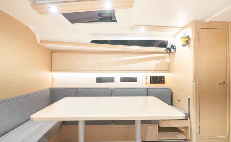 Dufour 390 Grand Large