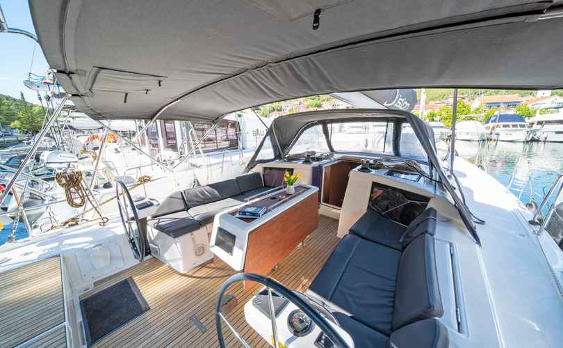 Dufour 430 Grand Large