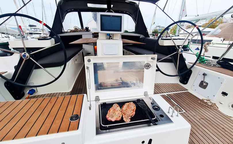 Dufour 430 Grand Large