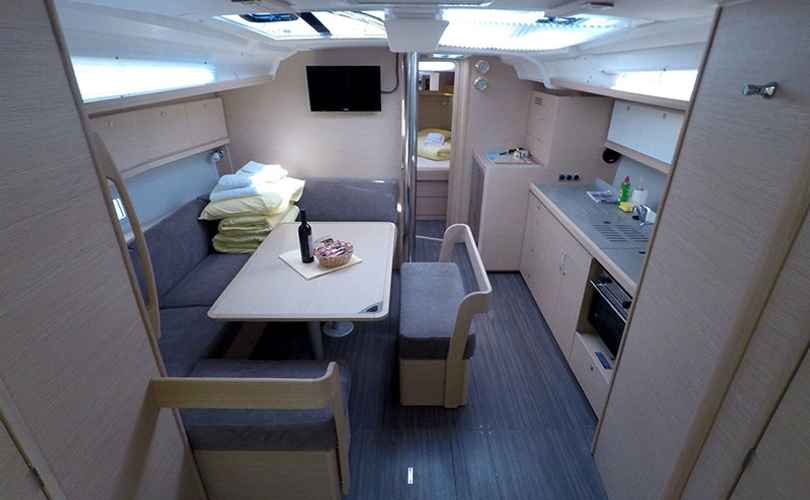 Dufour 430 Grand Large