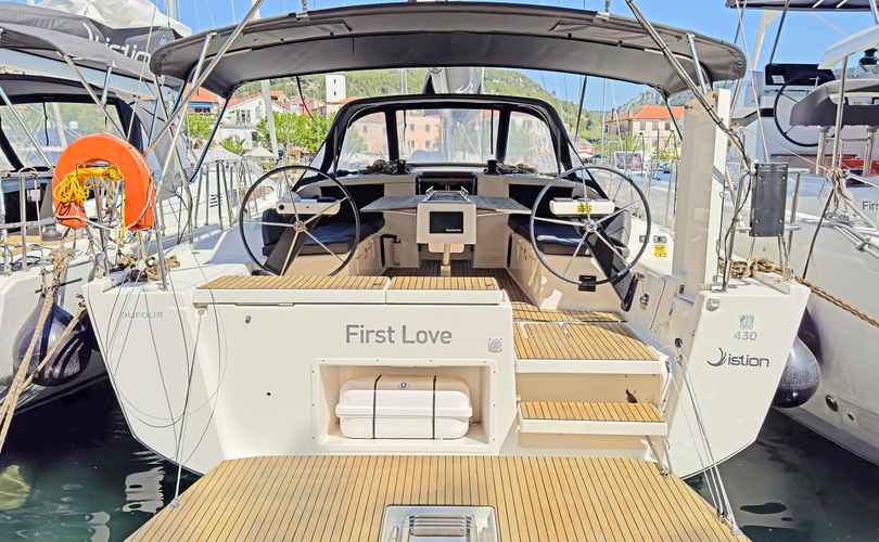 Dufour 430 Grand Large