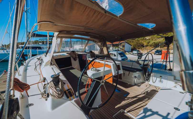 Dufour 430 Grand Large