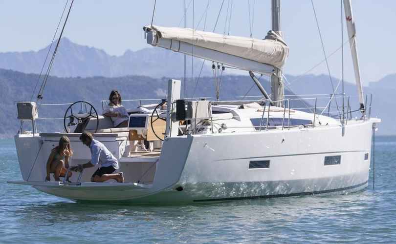 Dufour 430 Grand Large