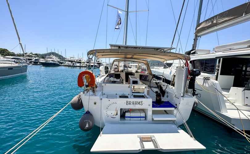 Dufour 430 Grand Large