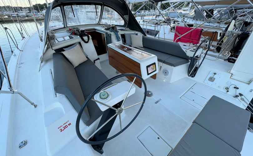 Dufour 430 Grand Large