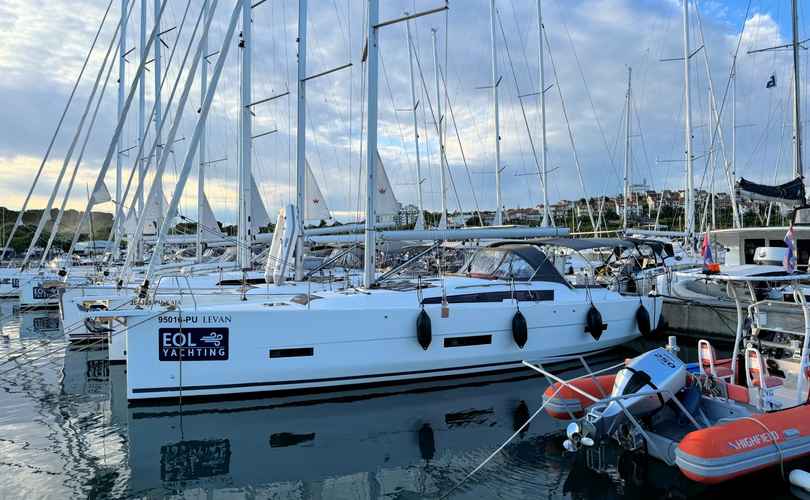 Dufour 430 Grand Large