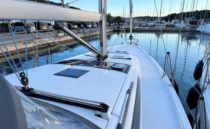 Dufour 430 Grand Large