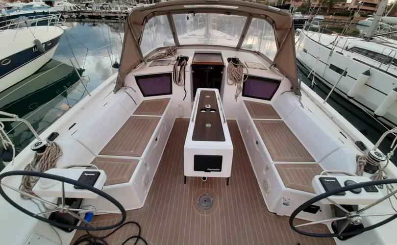 Dufour 430 Grand Large