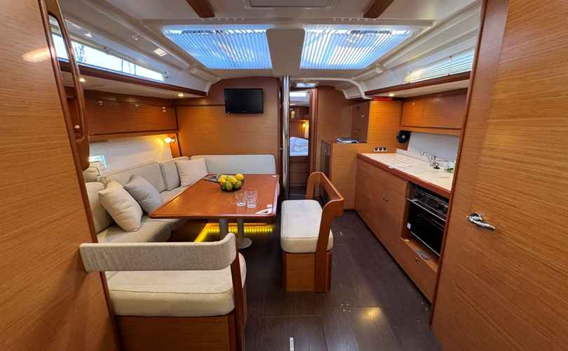 Dufour 430 Grand Large