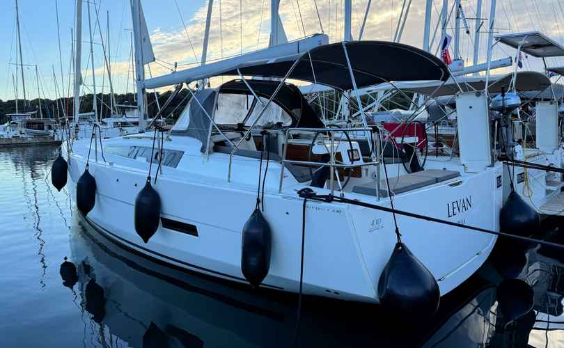Dufour 430 Grand Large