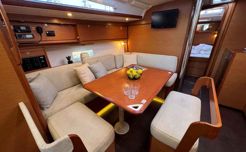 Dufour 430 Grand Large