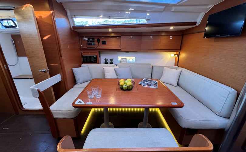 Dufour 430 Grand Large