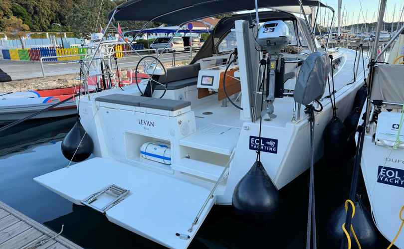 Dufour 430 Grand Large