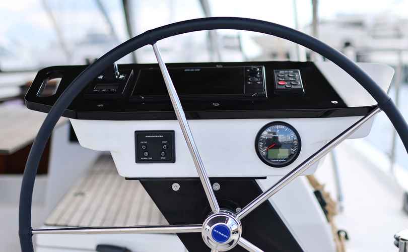 Dufour 470