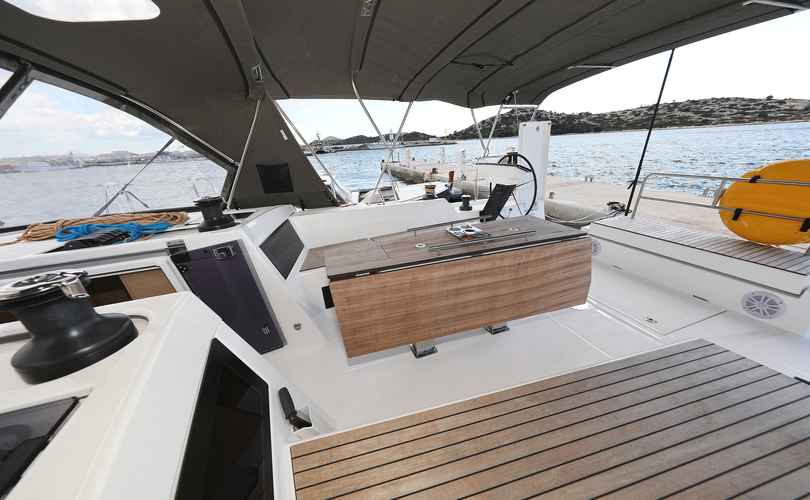 Dufour 470