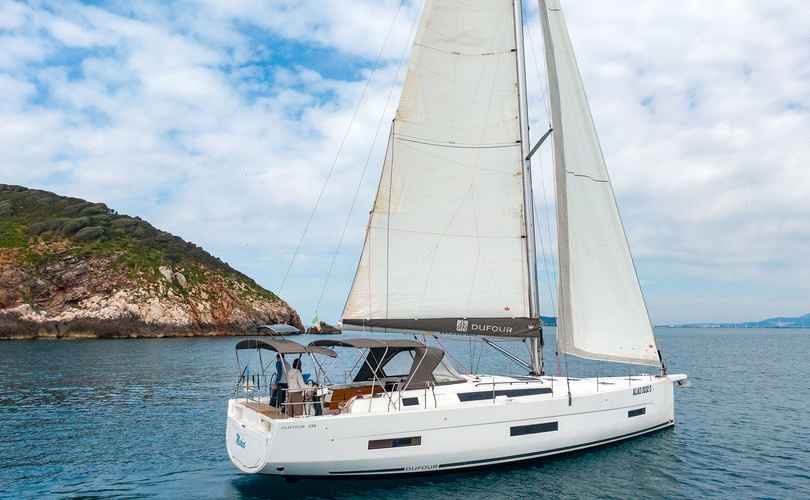 Dufour 530