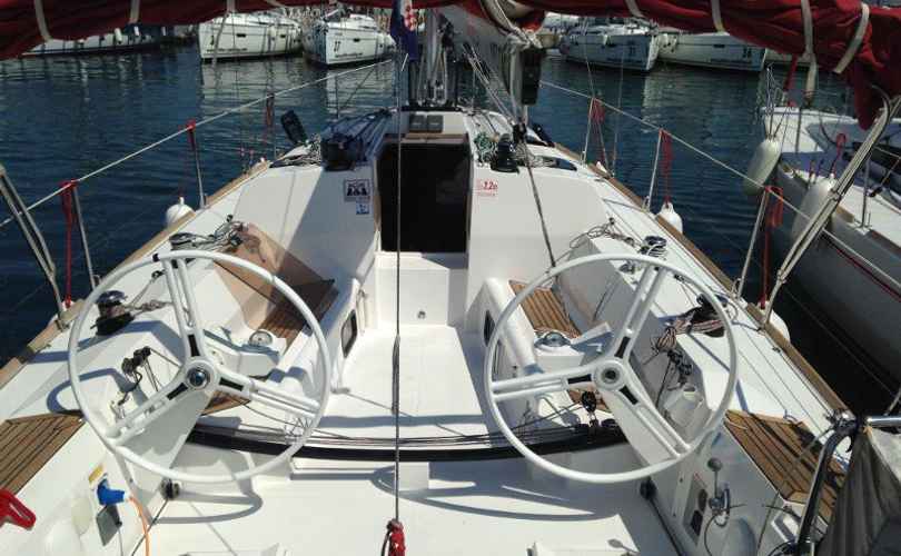 Elan 350