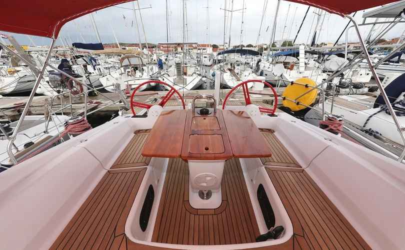 Photo Elan Impression 444 (2013)