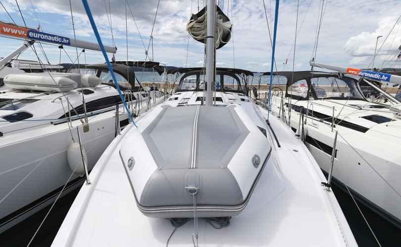 Photo Elan Impression 45 (2025)