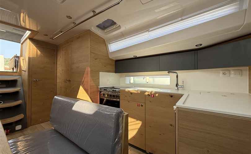 Photo Elan Impression 45 (2025)