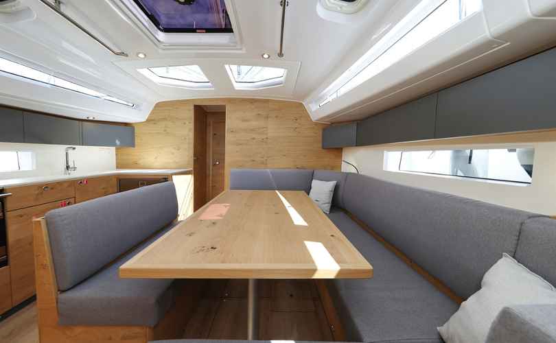 Photo Elan Impression 45 (2025)