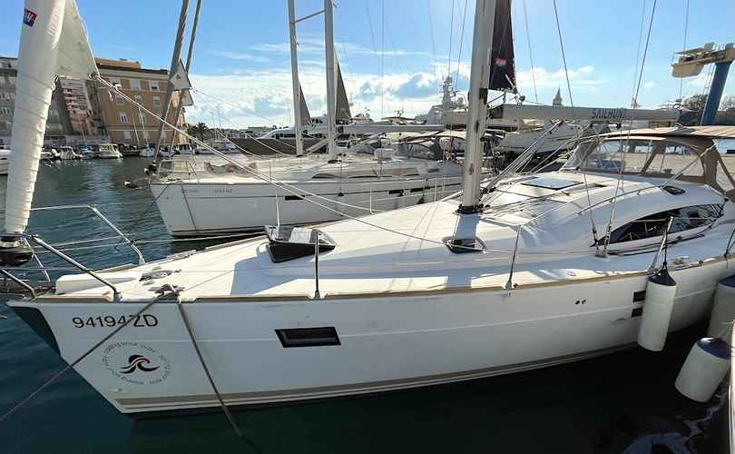 Photo Elan Impression 45 (2017)