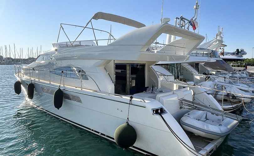 Photo Eminence X6 (2018)